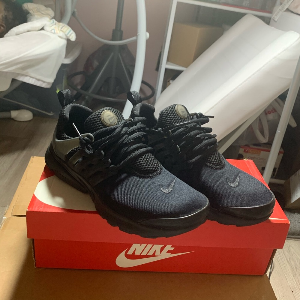 Nike presto black